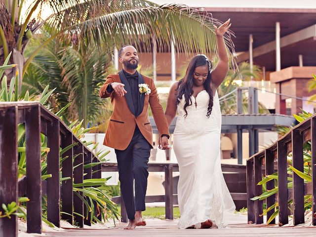 Laquam and Amber&apos;s Wedding in Cancun, Mexico 37