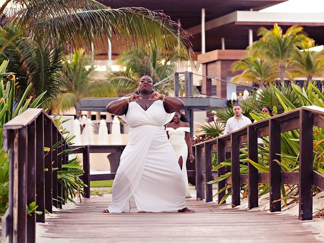 Laquam and Amber&apos;s Wedding in Cancun, Mexico 39