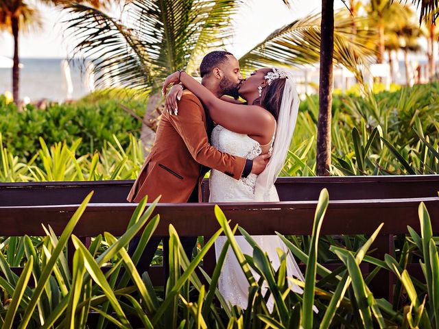 Laquam and Amber&apos;s Wedding in Cancun, Mexico 57