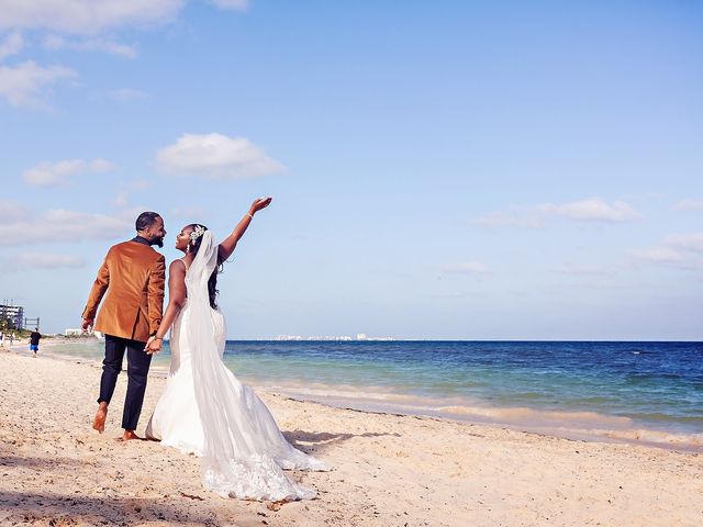 Laquam and Amber&apos;s Wedding in Cancun, Mexico 75