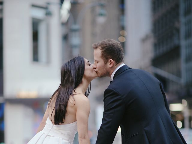 Jake and Shana&apos;s Wedding in New York, New York 20