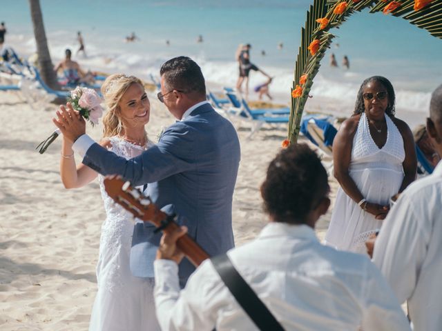 Remigiuz and Sabine&apos;s Wedding in Bavaro, Dominican Republic 10