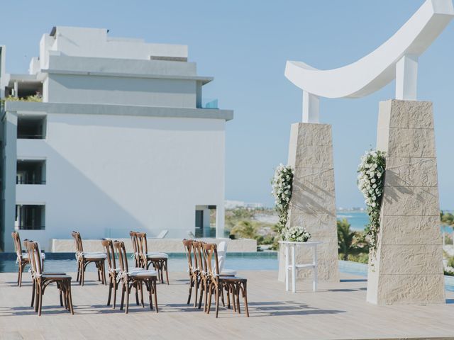 Chris and Courtney&apos;s Wedding in Cancun, Mexico 17