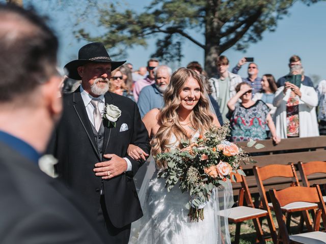 Hailey and Austen&apos;s Wedding in Omaha, Arkansas 2