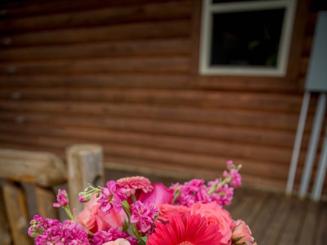 Carrie and Blake&apos;s Wedding in Mayfield, Kentucky 18