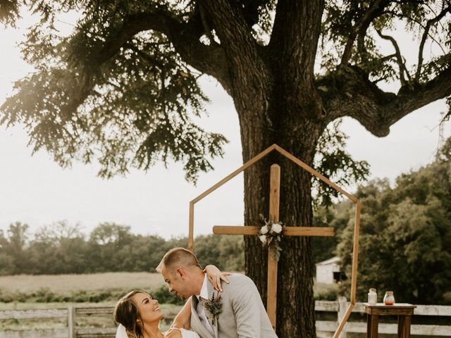 Jimmy and Lauren&apos;s Wedding in Sevierville, Tennessee 30