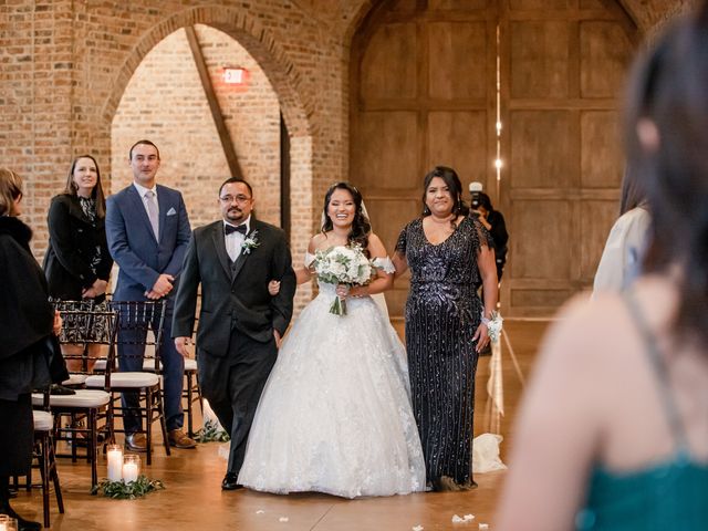 Leslie and Clark&apos;s Wedding in Montgomery, Texas 68