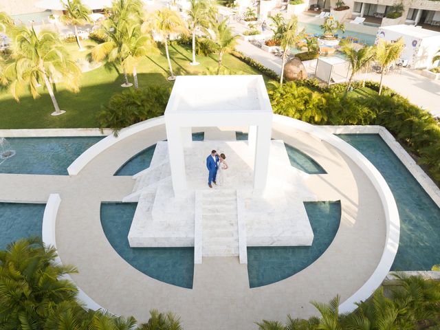 Nick and Natasha&apos;s Wedding in Cancun, Mexico 103