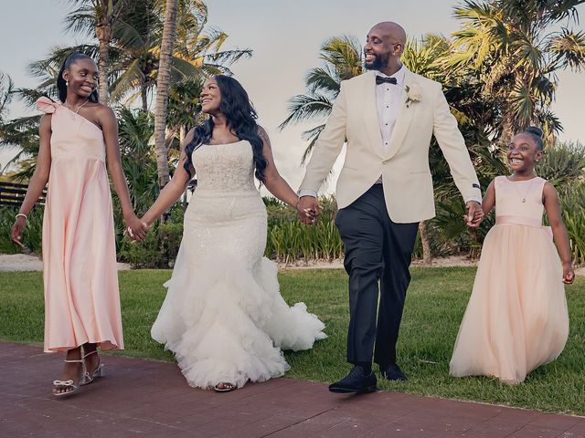 Willie and Jasmine's Wedding in Cancun, Mexico 30