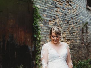 Hannah &amp; Trent&apos;s wedding 2