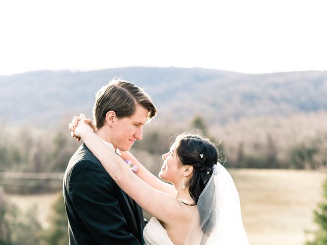 Kelly and Adam&apos;s Wedding in Charlottesville, Virginia 9