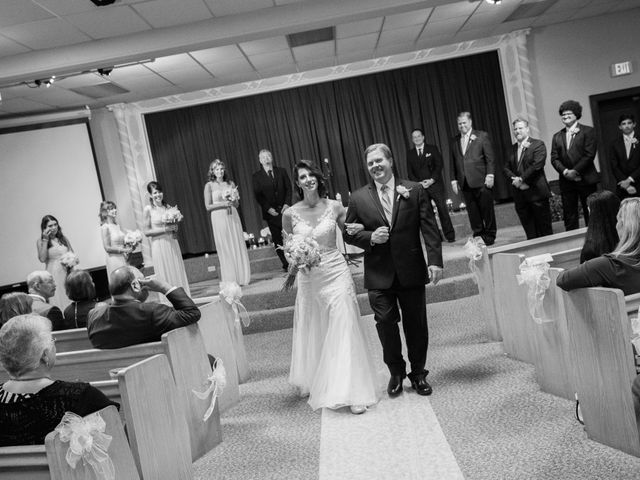 Craig and Jennifer&apos;s Wedding in Milwaukee, Wisconsin 20