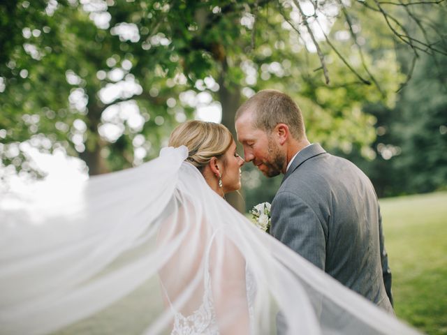 Michael and Jordan&apos;s Wedding in Kansas City, Missouri 31