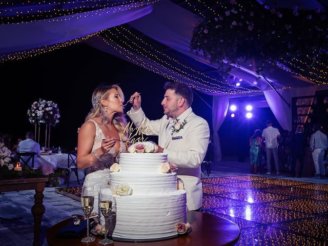 Joseph and Amanda&apos;s Wedding in Cancun, Mexico 12