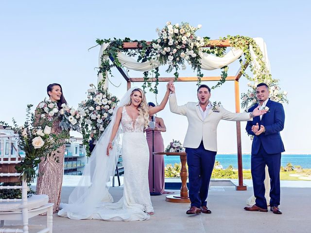 Joseph and Amanda&apos;s Wedding in Cancun, Mexico 33