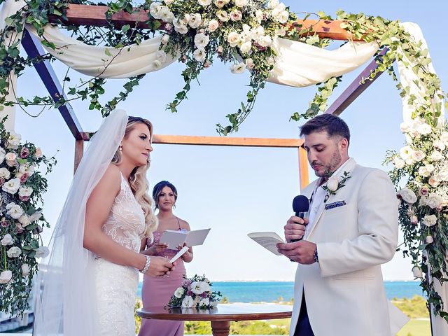 Joseph and Amanda&apos;s Wedding in Cancun, Mexico 34