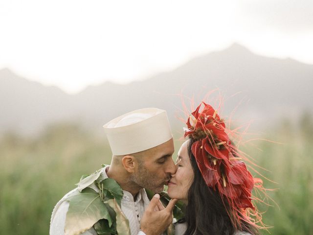 Amit and Nancy&apos;s Wedding in Waialua, Hawaii 21