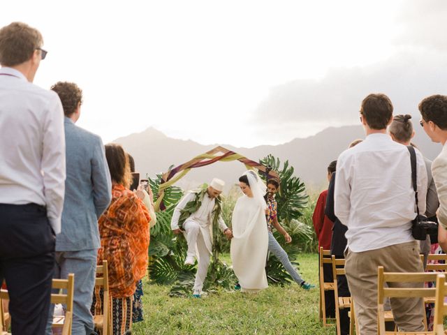 Amit and Nancy&apos;s Wedding in Waialua, Hawaii 36