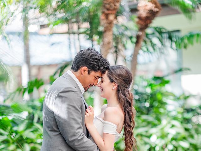 Alby and Savanna&apos;s Wedding in Honolulu, Hawaii 7