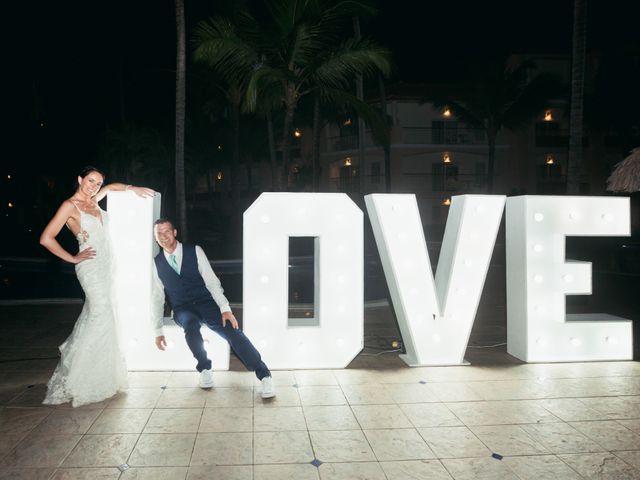 Schaun and Ashley&apos;s Wedding in Punta Cana, Dominican Republic 17