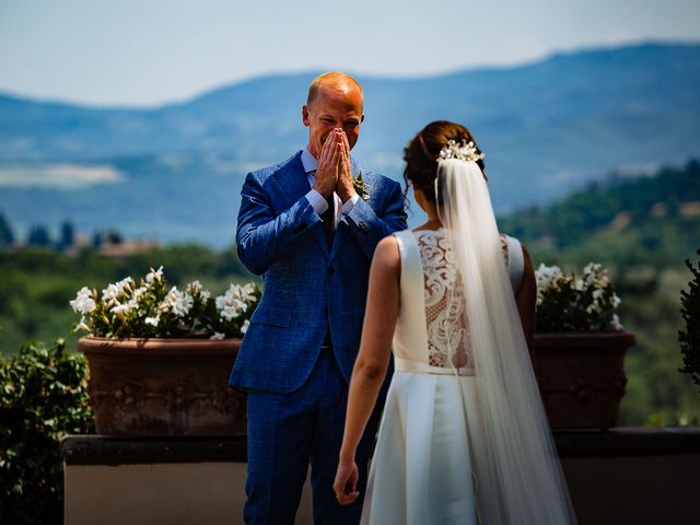 Mathias and Elenor&apos;s Wedding in Tuscany, Italy 36