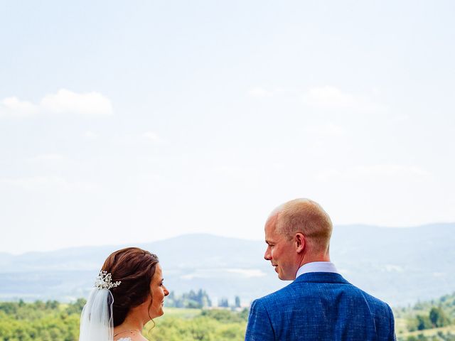 Mathias and Elenor&apos;s Wedding in Tuscany, Italy 40