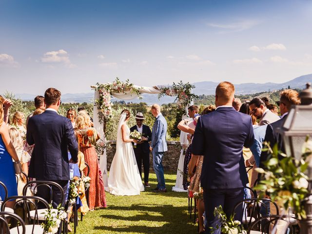 Mathias and Elenor&apos;s Wedding in Tuscany, Italy 56