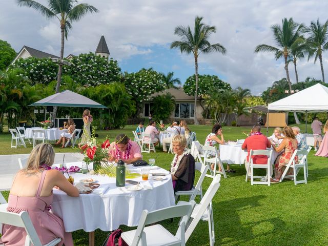 Thomas and Chellsie&apos;s Wedding in Honolulu, Hawaii 16
