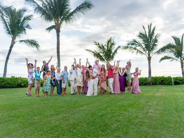 Thomas and Chellsie&apos;s Wedding in Honolulu, Hawaii 19