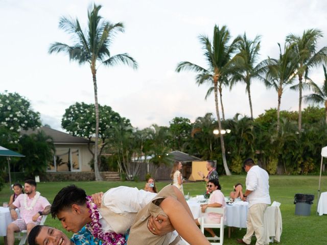Thomas and Chellsie&apos;s Wedding in Honolulu, Hawaii 21