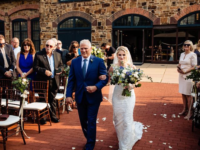 Laura and Jonathan&apos;s Wedding in Phoenixville, Pennsylvania 9
