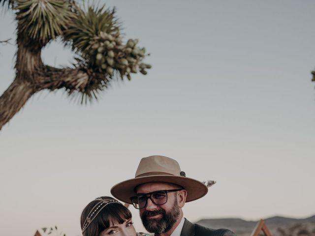 Jayson and Cassandra&apos;s Wedding in Joshua Tree, California 25