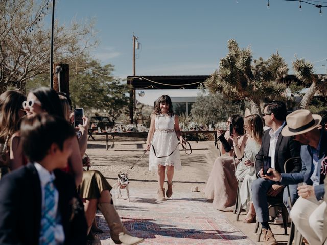 Jayson and Cassandra&apos;s Wedding in Joshua Tree, California 40