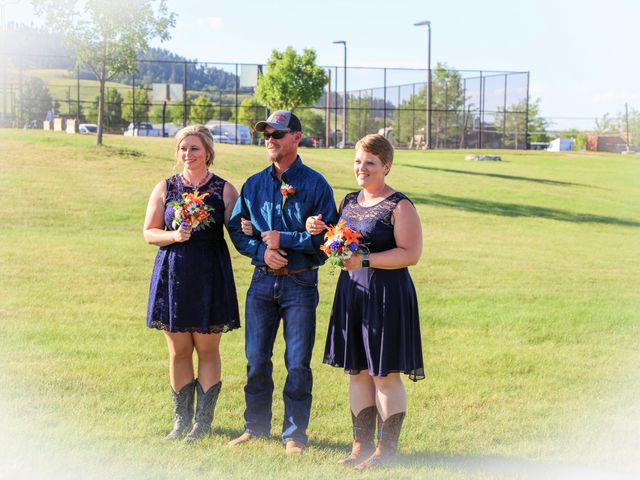 Whittney and Everett&apos;s Wedding in Spearfish, South Dakota 11