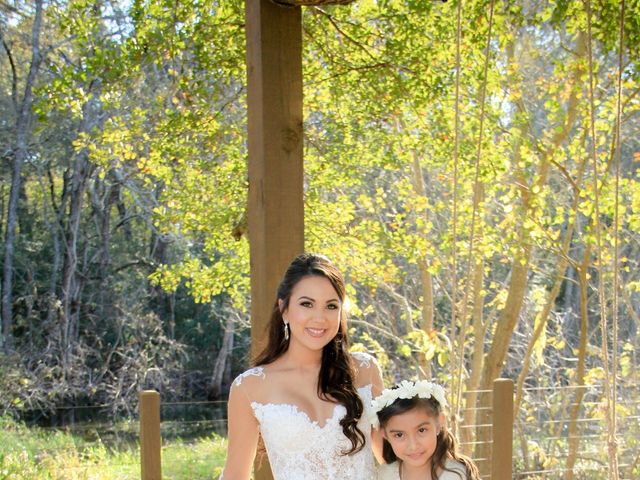 Pedro and Brittany&apos;s Wedding in Magnolia, Texas 8