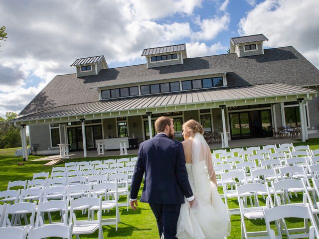 Tyler and Riley&apos;s Wedding in Oconomowoc, Wisconsin 44