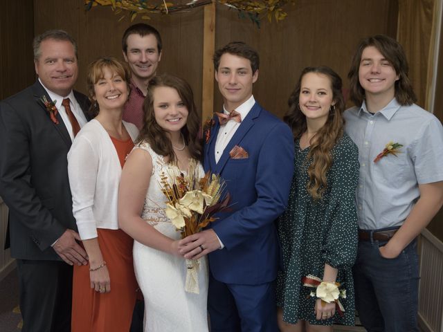 Samuel and Taylor&apos;s Wedding in Recluse, Wyoming 10