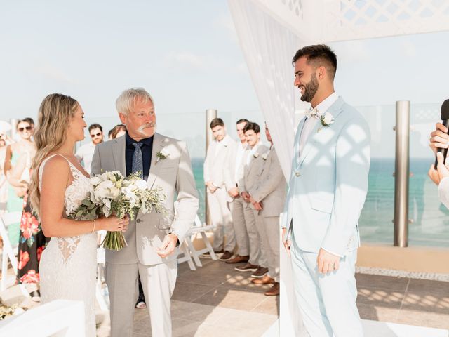 Afonso and Katelyn&apos;s Wedding in Cancun, Mexico 61