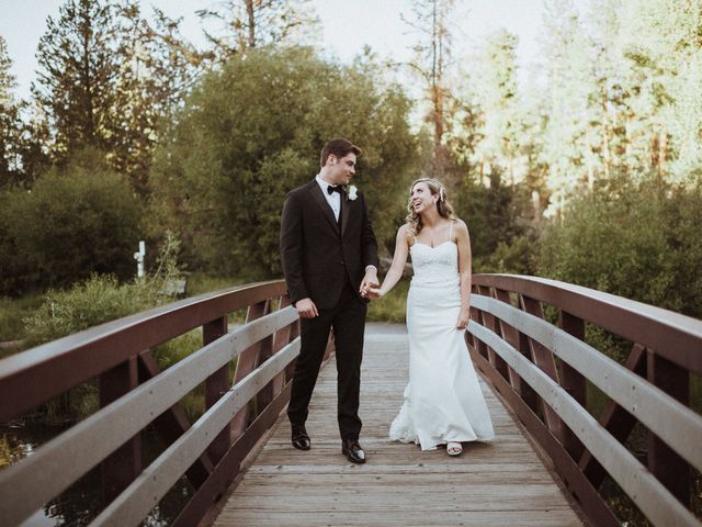 Noah and Olivia&apos;s Wedding in Bend, Oregon 10