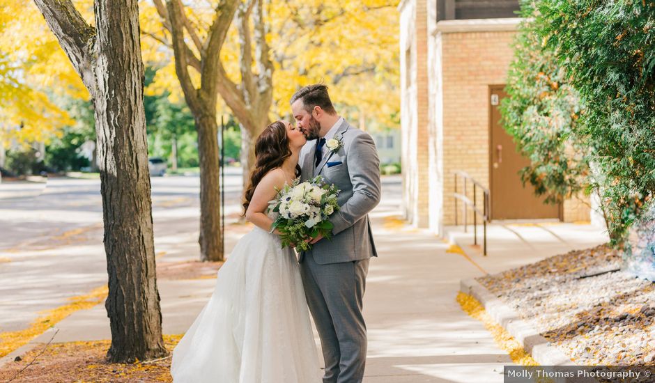 Taylor and Jordan's Wedding in Green Bay, Wisconsin