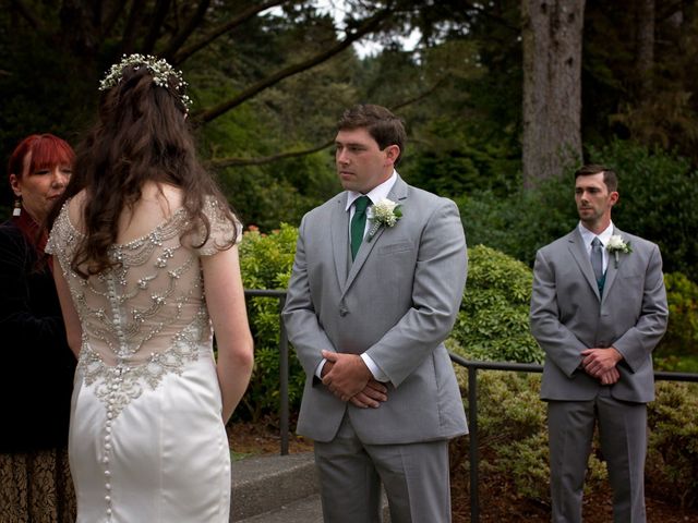 Jaqueline and Mark&apos;s Wedding in Coos Bay, Oregon 43