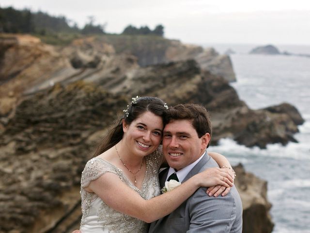 Jaqueline and Mark&apos;s Wedding in Coos Bay, Oregon 62