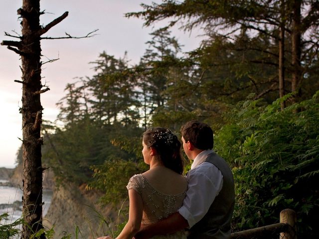 Jaqueline and Mark&apos;s Wedding in Coos Bay, Oregon 81