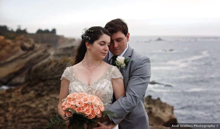 Jaqueline and Mark's Wedding in Coos Bay, Oregon