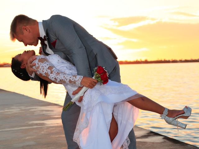 Jens and Jenalyn&apos;s Wedding in Key Largo, Florida 26