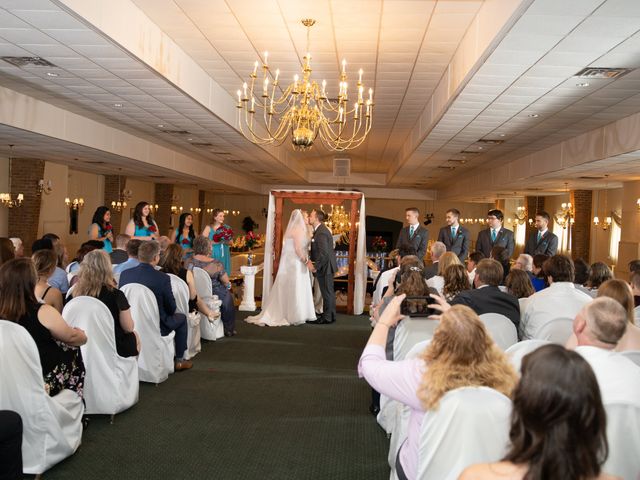 Zach and Kalie&apos;s Wedding in York, Pennsylvania 14