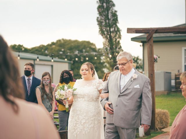 Alex and Savana&apos;s Wedding in Scurry, Texas 17