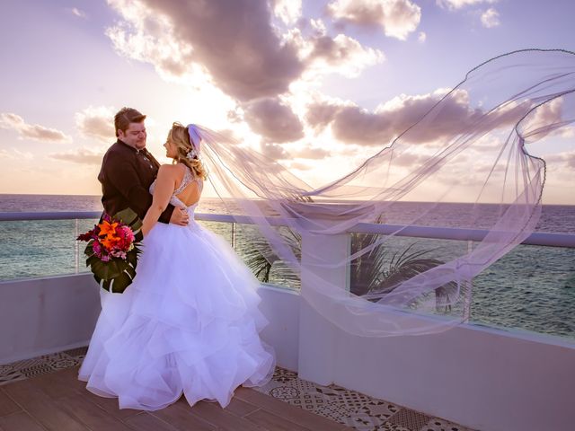 Lindsey and Phil&apos;s Wedding in Cozumel, Mexico 3