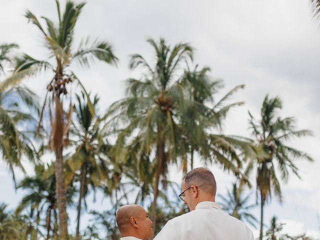 James and Cliff&apos;s Wedding in Honolulu, Hawaii 78
