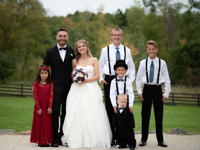 Megan and Jamie&apos;s Wedding in Poynette, Wisconsin 27